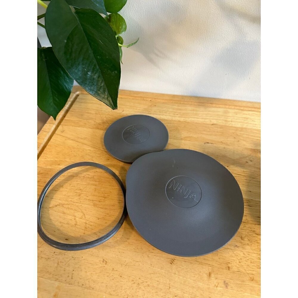 Ninja 3 piece Blender Tops & seal